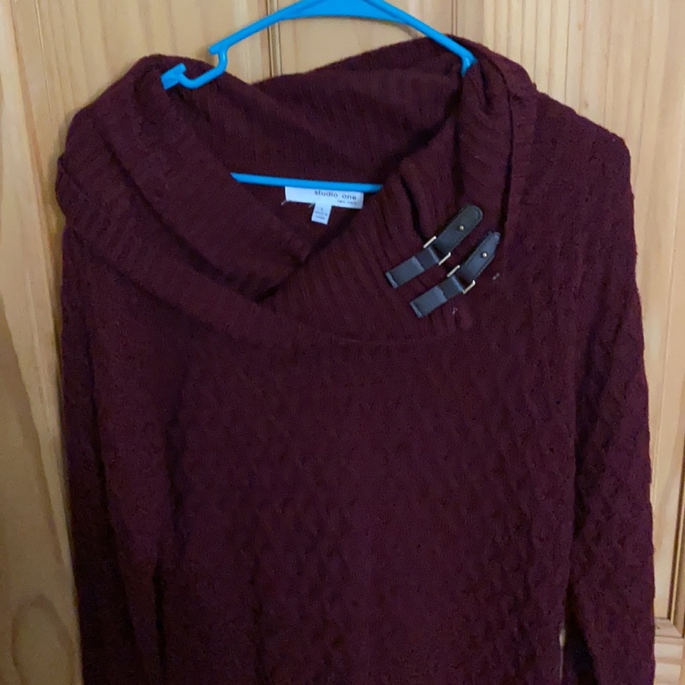 Women’s Studio One sweater dress - Picture 3 of 3